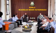 Perkuat Tata Kelola dan Mitigasi Risiko Hukum, Pemkab Bolmong Terima Empat Legal Opinion